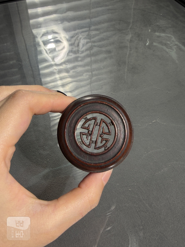 清康熙青花博古瑞兽纹小罐（带木盖） - 图11